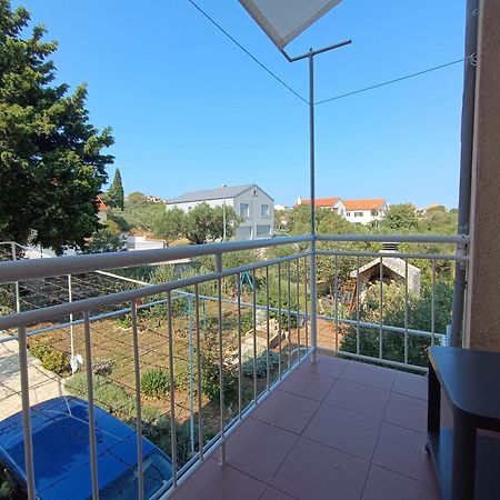 Apartmani Ramesa Murter Exterior photo