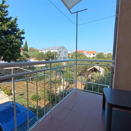 Apartmani Ramesa Murter Exterior photo